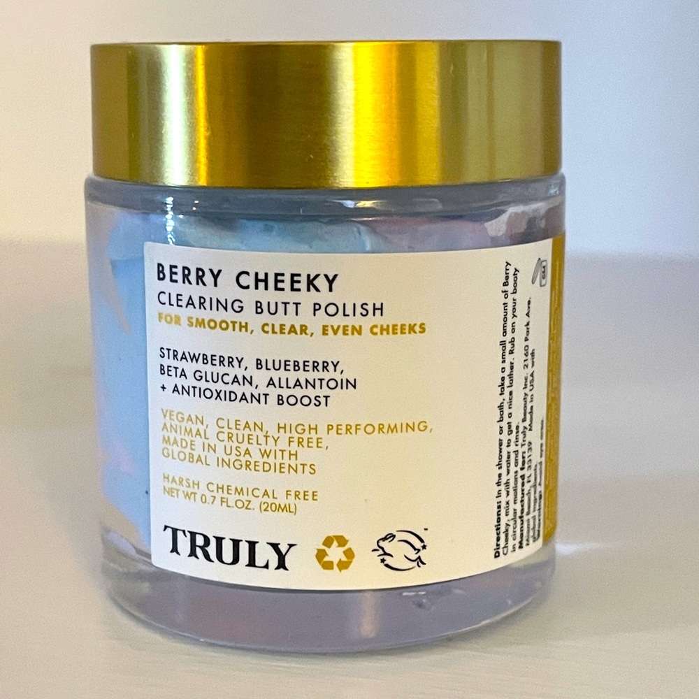 Truly | Berry Cheeky Clearing Butt Polish